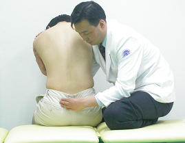 수동 요추 굴곡 검사